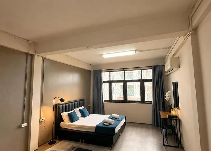 The Cage - Grand River 3* Bangkok