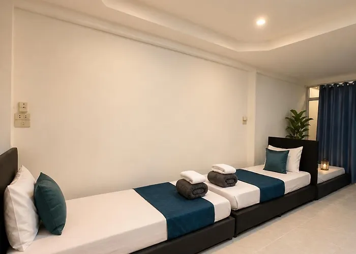 The Cage - Grand River Guest house Bangkok