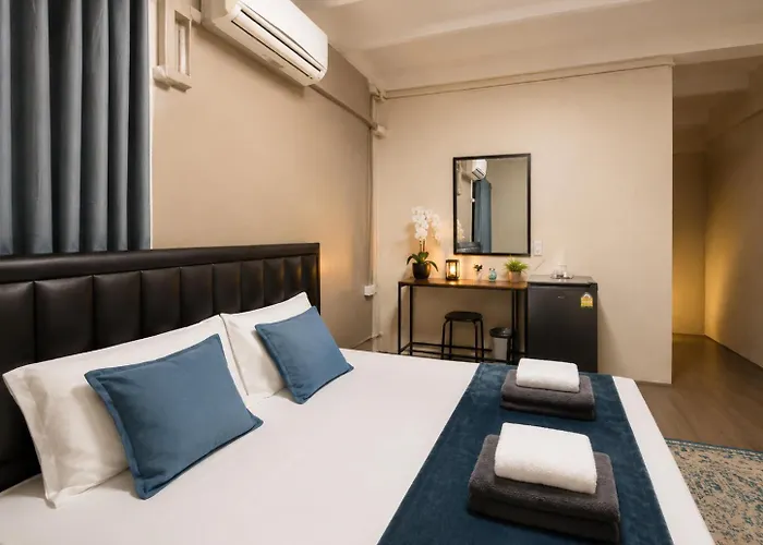 The Cage - Grand River Guest house