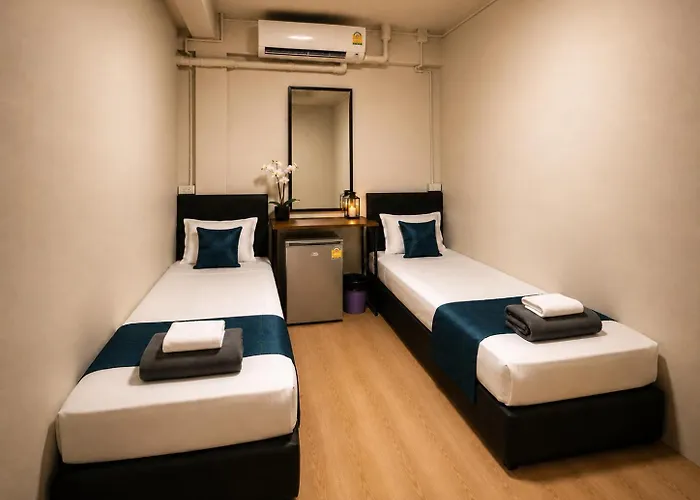 Guest house The Cage - Grand River Bangkok