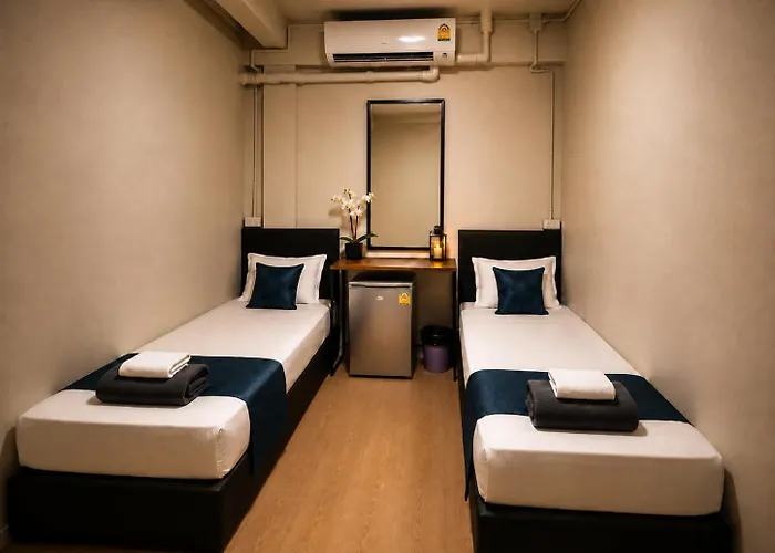 The Cage - Grand River Guest house 3*